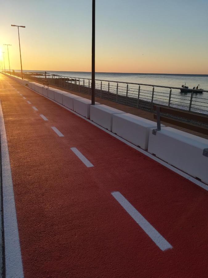 Le Case Del Sole Ventimiglia Bagian luar foto