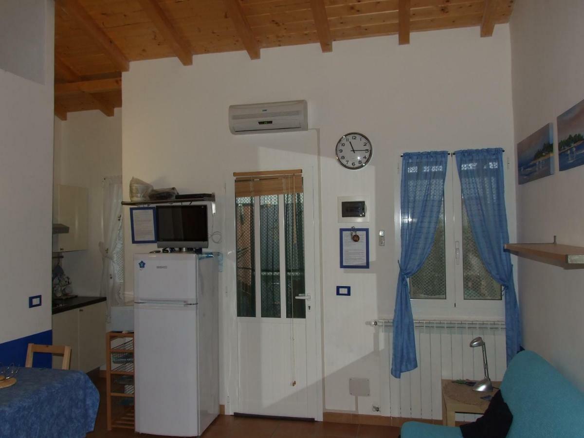 Le Case Del Sole Ventimiglia Bagian luar foto