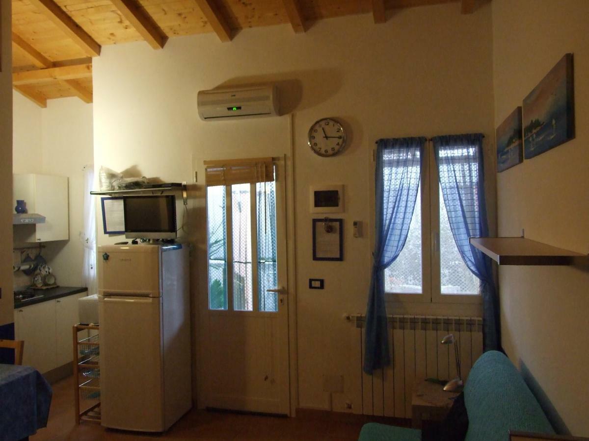 Le Case Del Sole Ventimiglia Bagian luar foto