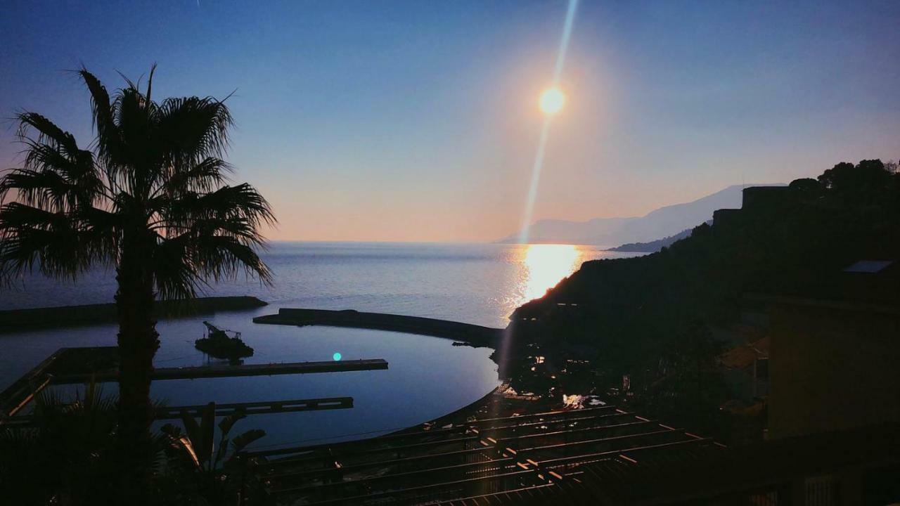 Le Case Del Sole Ventimiglia Bagian luar foto